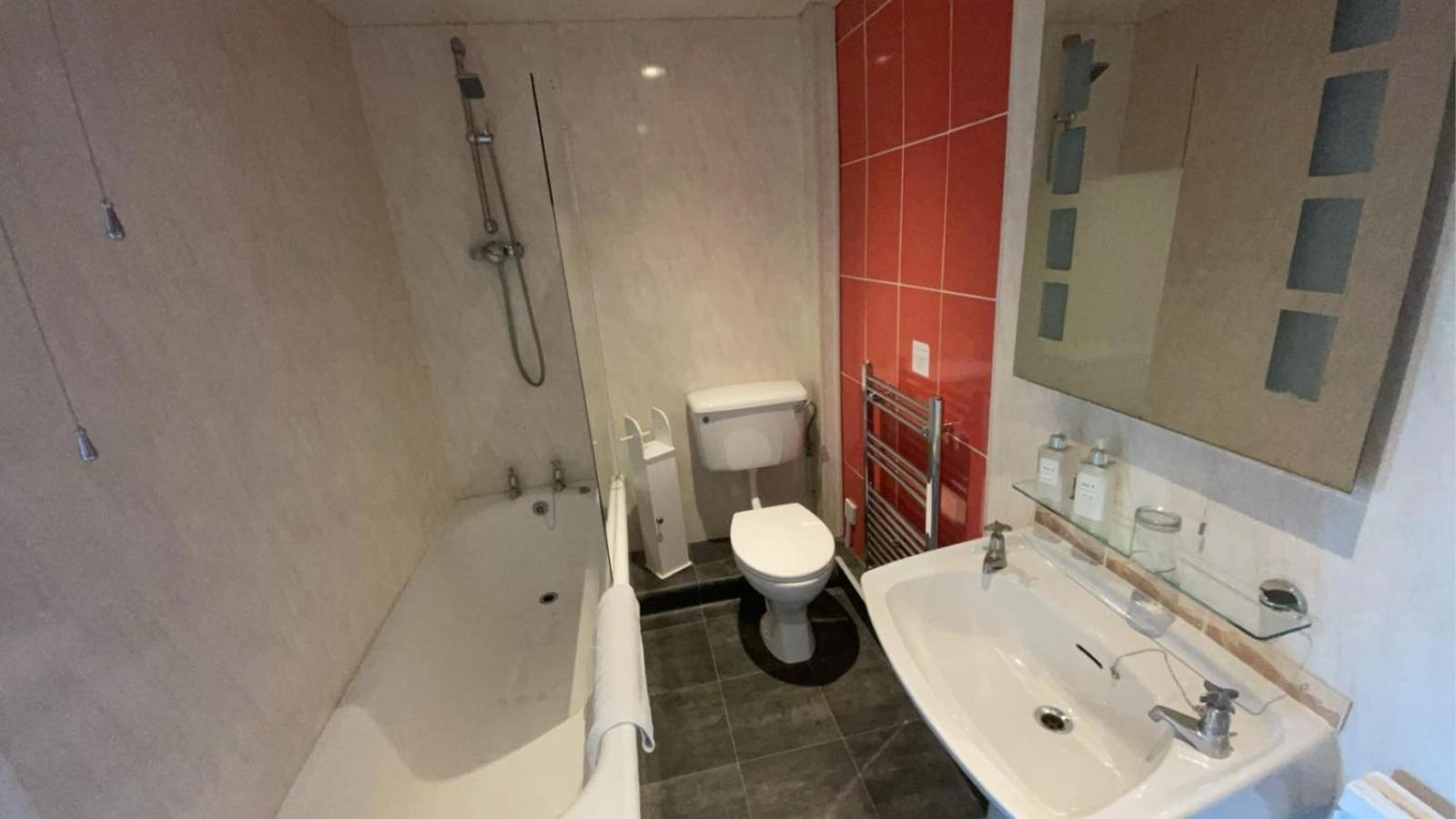 Virginia House, Ulverston Quarto foto